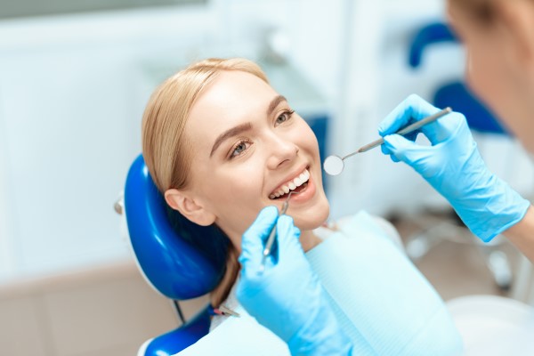 Dental Inlays Vs  Fillings: Which Is The Right Choice For A Cavity?